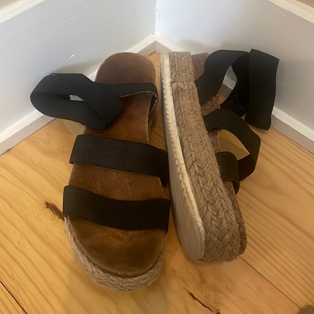 Steve Madden platform